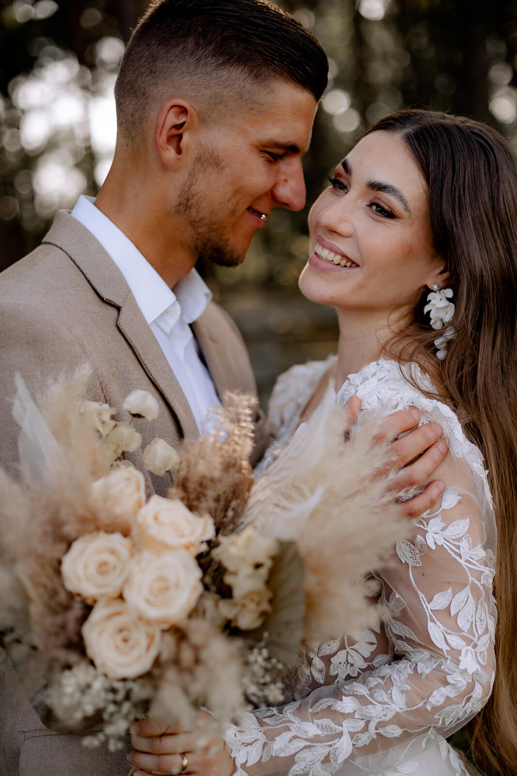 Emotionale, natürliche, einzigartige, elegante Hochzeitsfotografie Saarland Rheinland-Pfalz Saarbrücken St. Wendel Fräulein Franke